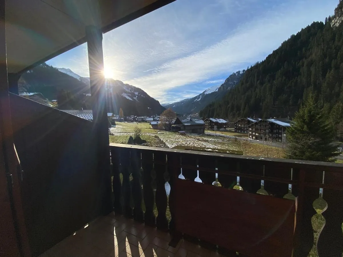 شقة Appartement Charmant Et Calme A 1000M Du Village Et Proche Des Telecabines, Parking Inclus - Fr-1-693-53 شاتيل